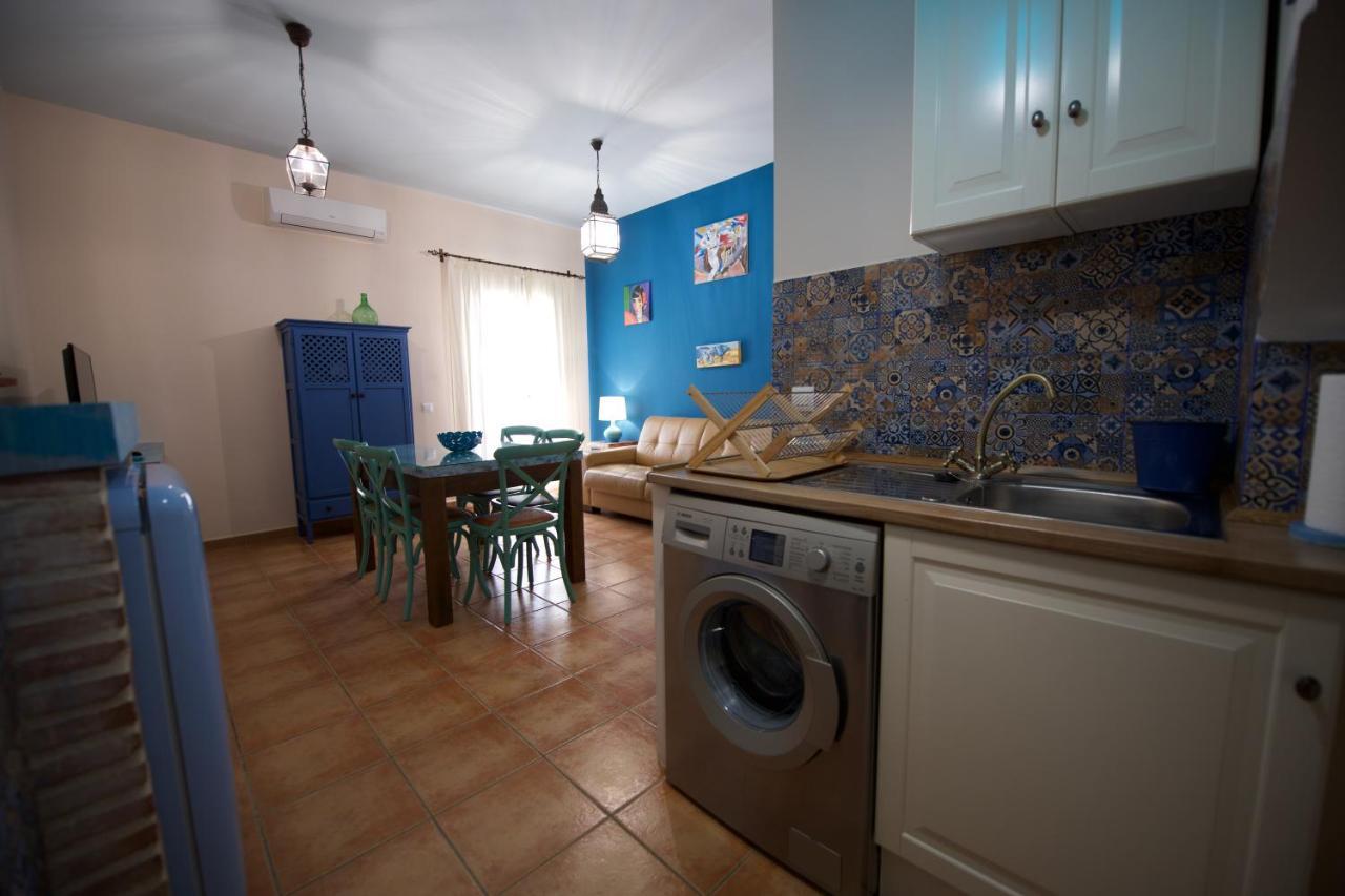 Casa Rural Blue Moon Pensionat Cazalla de la Sierra Eksteriør billede